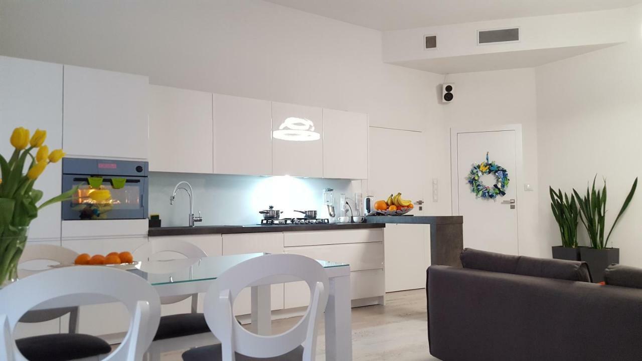 Apartamenty Lazurowy I Sloneczny Z Darmowym Parkingiem Strzezonym Jelenia Góra Exterior foto